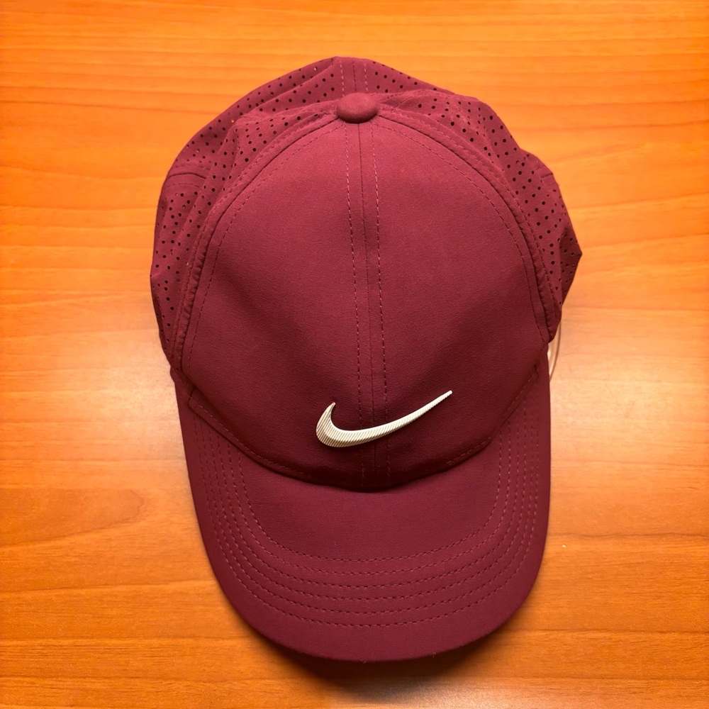 Women’s Nike Golf Hat Heritage86